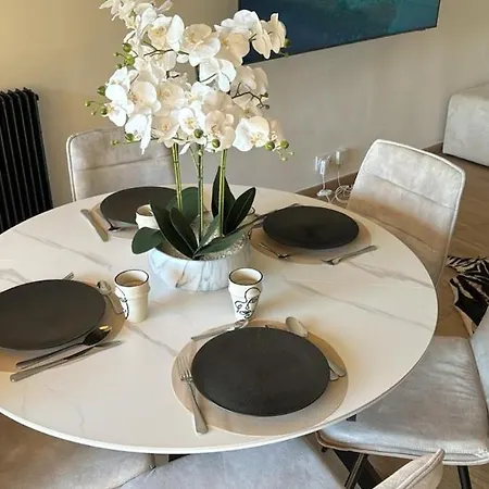 Prestigious In Appartamento